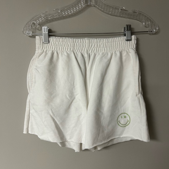 H&M White SMILEY Sweat Shorts - Picture 1 of 4